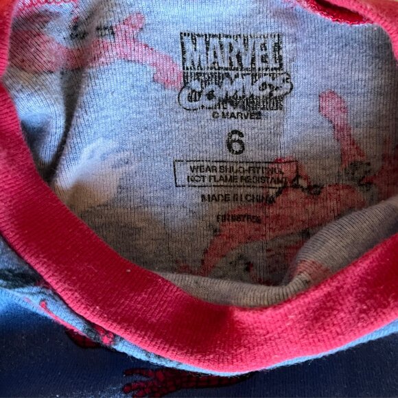 Marvel Spiderman Sleeper Top and Bottom Matching Set Boys Size 6 - Picture 2 of 2
